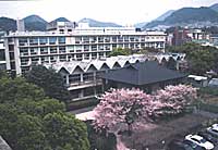 01oldbldg.jpg