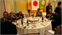 懇親会テーブル８