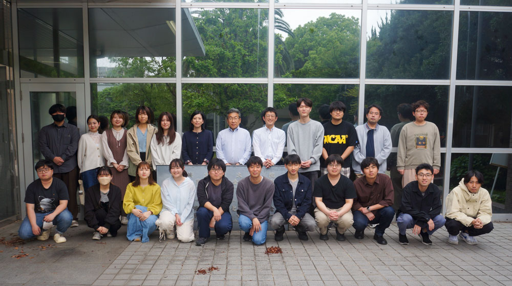 創薬資源分子分野スタート