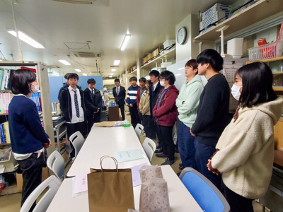 卒業生・修了生の送別会の様子3