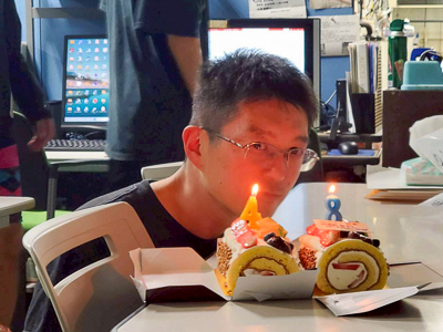 齋藤准教授お誕生日会2