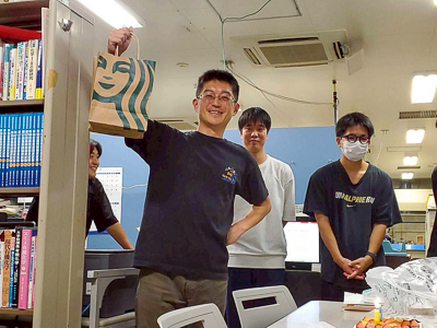 齋藤准教授お誕生日会3