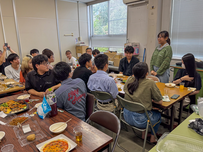 3年生ならびに王さんの歓迎会10